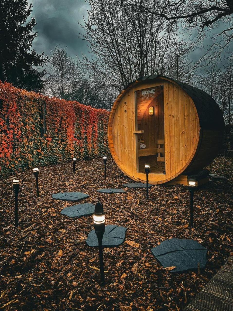 Wunderschoenes Chalet Mit Gaestehaus In Der Natur Mit Fass-Sauna Sangerhausen Dış mekan fotoğraf